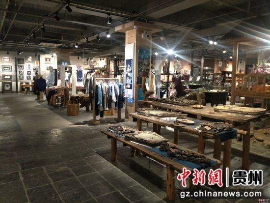 充满贵州民族文化的黔粹行室内场景 充满贵州民族文化的黔粹行室内场景
