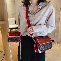 【包包】百搭亮面小方包/1071
