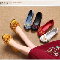 真皮女鞋新款平底妈妈鞋，头层牛皮，牛筋底，软底软面  88元