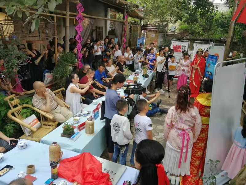 郫都区民俗博物馆: 传承农耕和民俗记忆